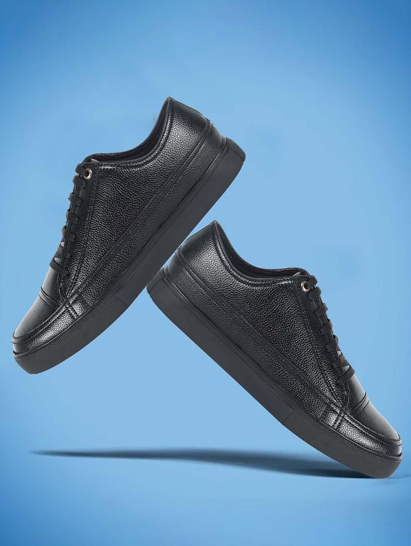 men solid lace up sneakers - 21652950 -  Zoom Image - 0