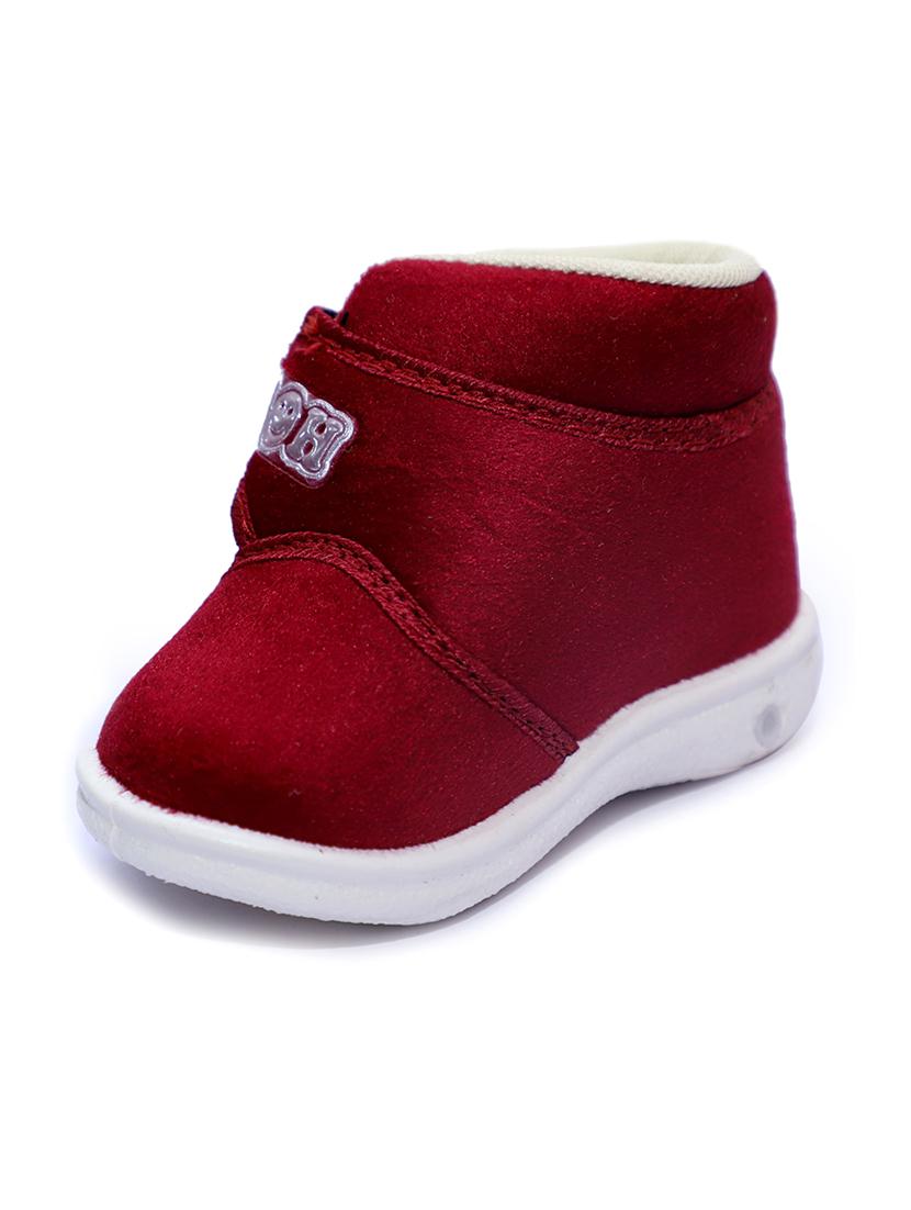unisex solid slip on velcro shoes - 21660125 - Standard Image - 2
