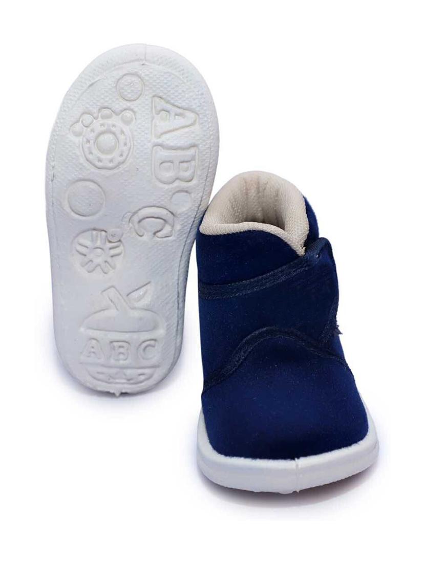 unisex solid slip on velcro shoes - 21660207 - Standard Image - 2