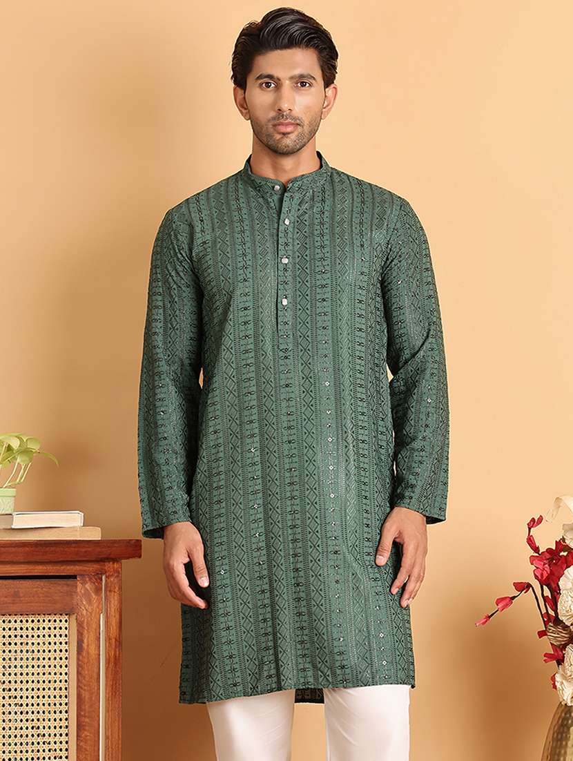 men embroidered mandarin neck long kurta