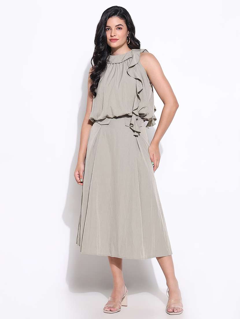 women grey solid top and skirt co-ords set