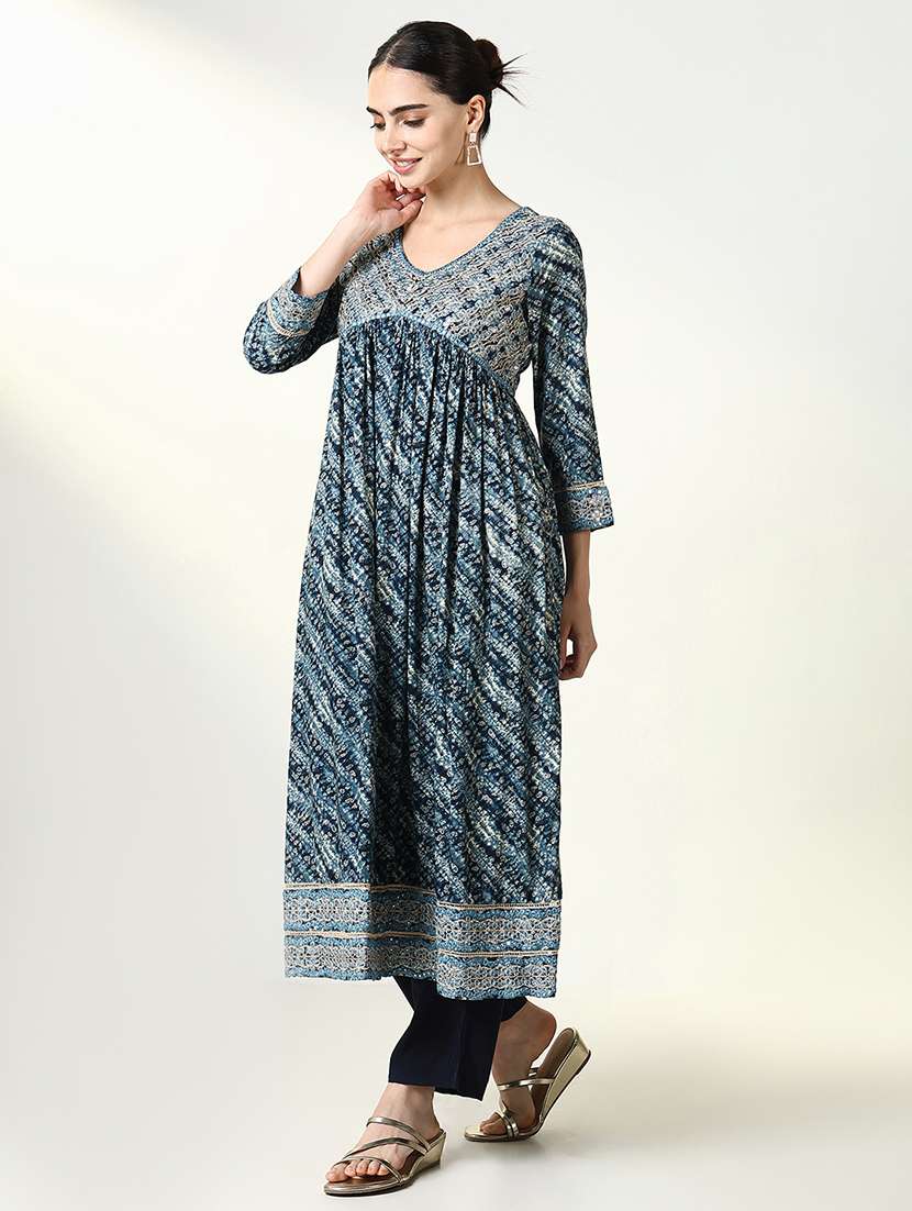 women printed kurta pant set with dupatta - 21661585 -  Standard Image - 2