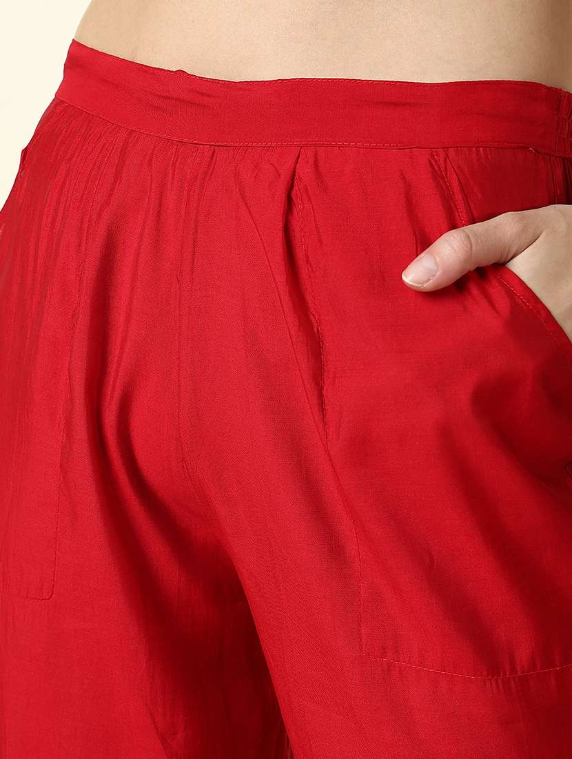 women floral kurta pant set with dupatta - 21661589 -  Standard Image - 7