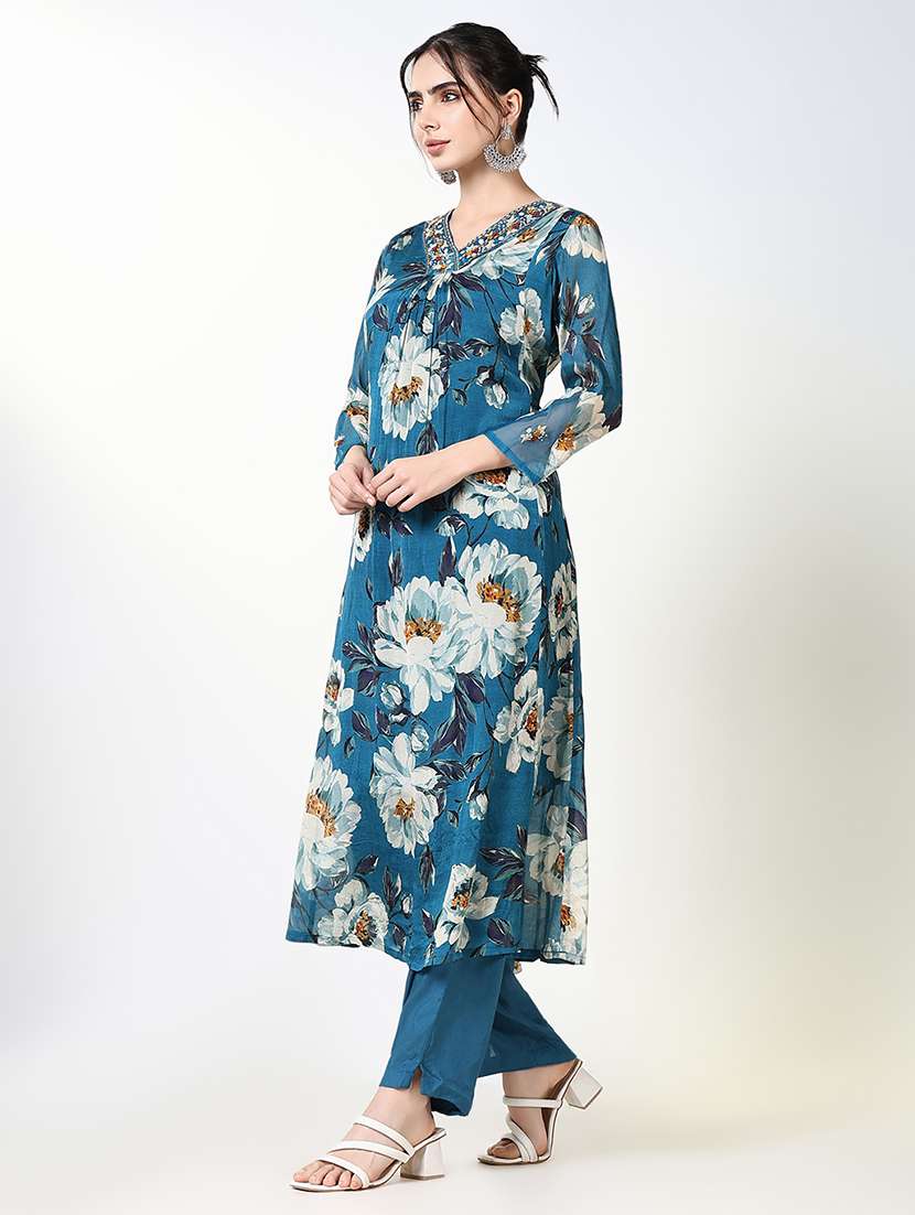 women floral kurta pant set with dupatta - 21661590 -  Standard Image - 2