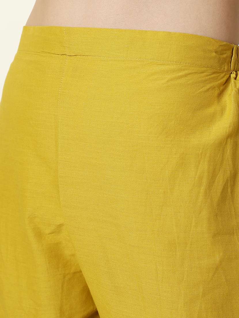 women embroidered kurta pant set with dupatta - 21661646 -  Standard Image - 7