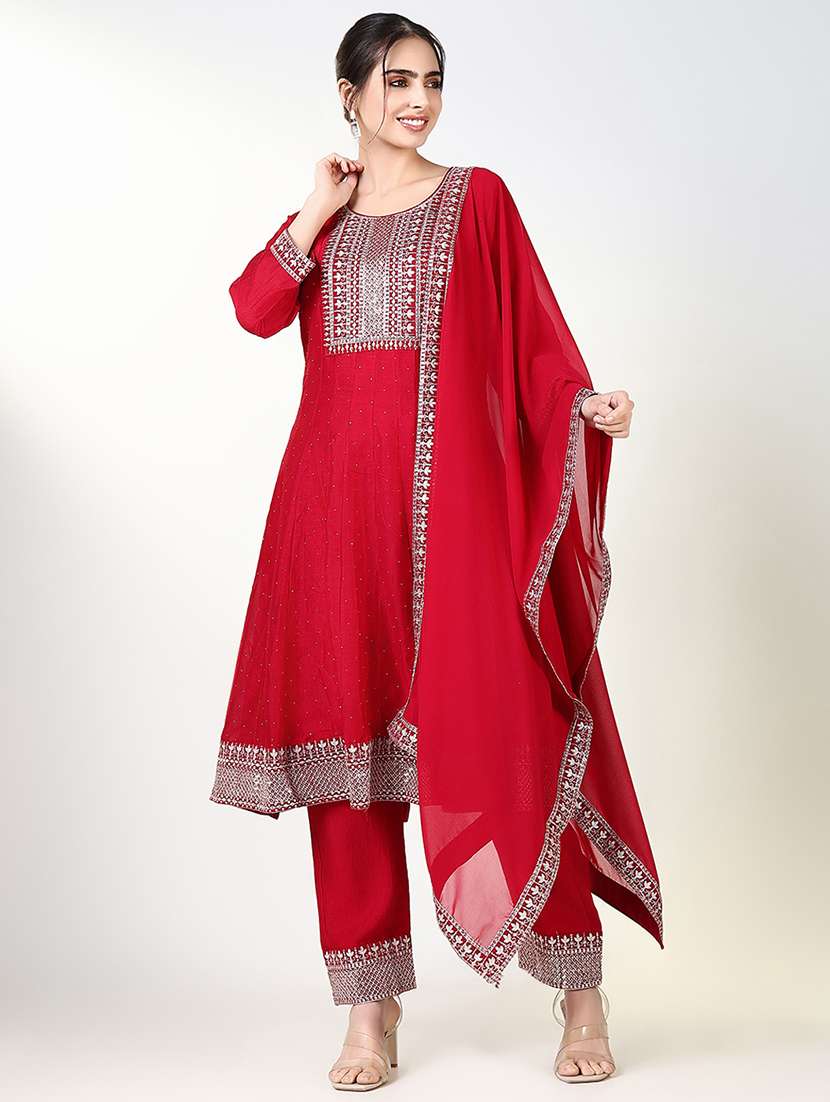 women embroidered kurta pant set with dupatta