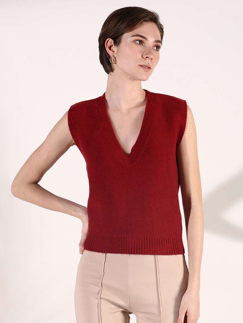 Women Solid Sleeveless Crop Pullover