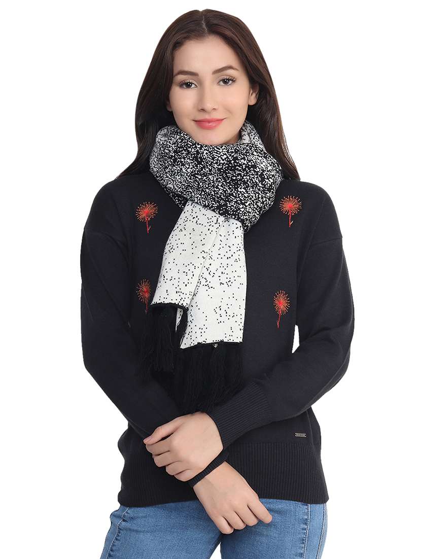 women black self design muffler