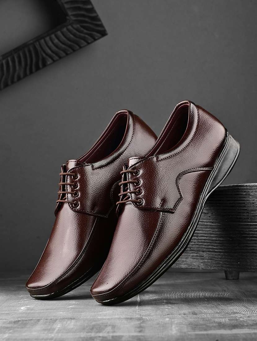 men brown lace up derby formal shoes