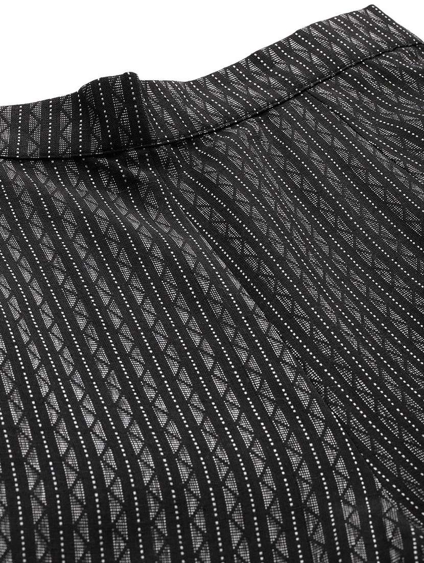 women black geometric print blazer & trousers set - 21663356 -  Standard Image - 7