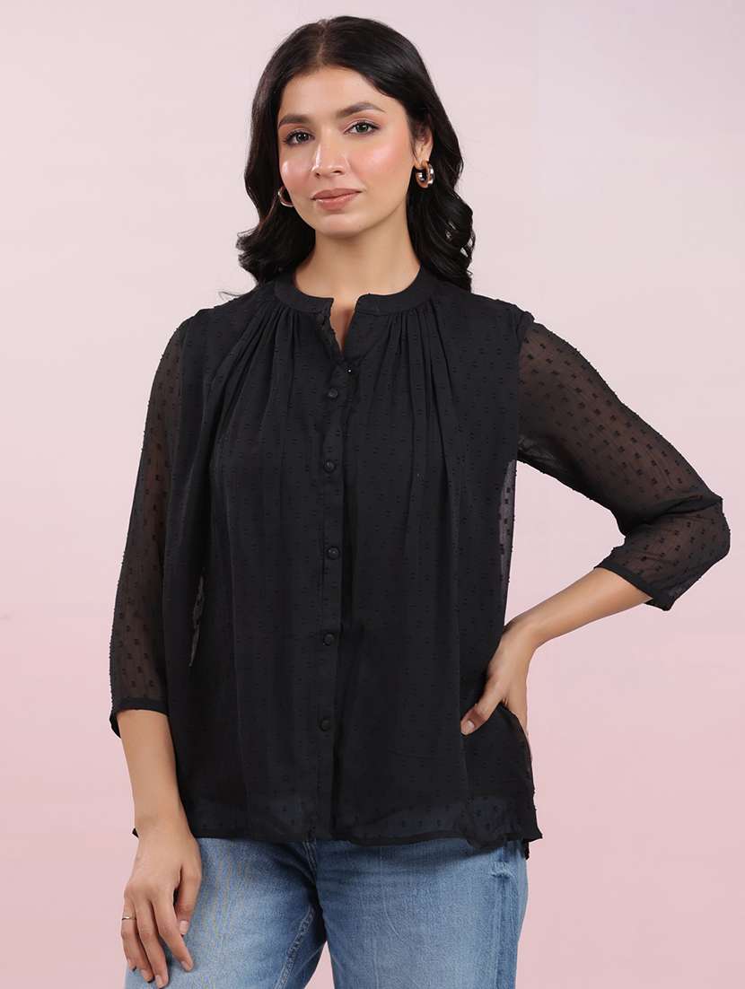 women black self design regular top