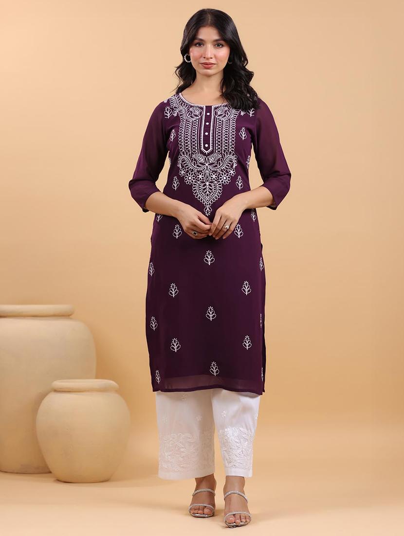 women embroidered three quarter sleeve straight kurta - 21663984 - Zoom Image - 0