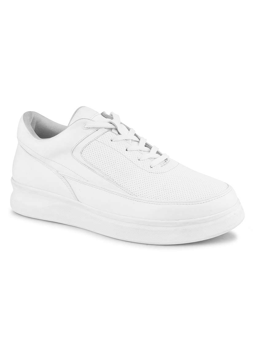 men white lace up sneakers