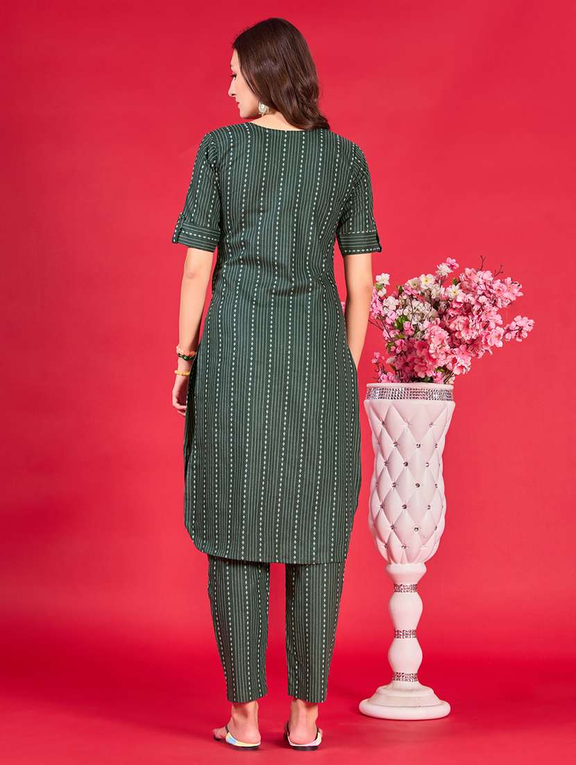 women stripes v neck kurta pant set - 21665566 -  Standard Image - 2