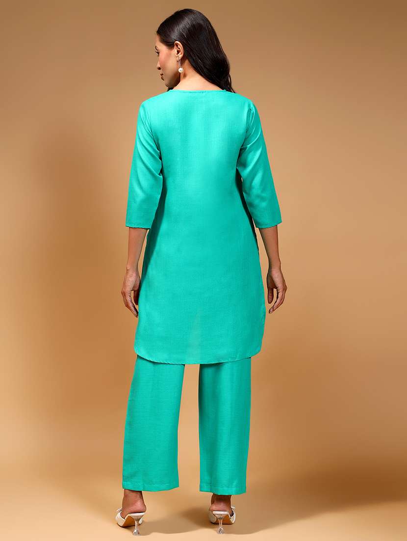 women embroidered notch neck co-ords set - 21668338 - Standard Image - 2