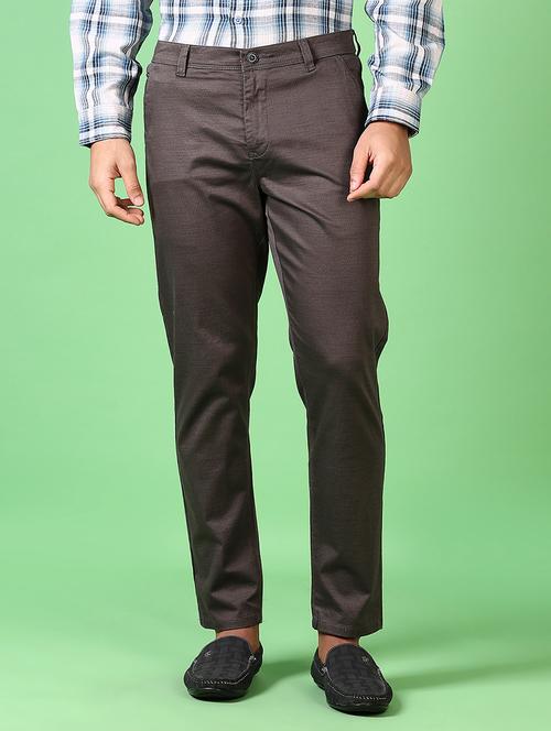 men solid mid rise flat front casual trouser - 21668407 - Standard Image - 0