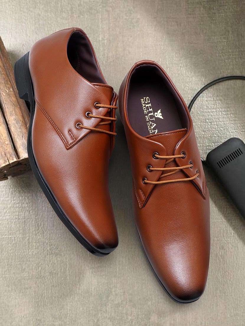 men tan lace-up derby