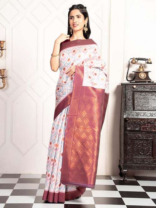 women self design pochampalli saree with blouse - 21669975 -  Standard Image - 0