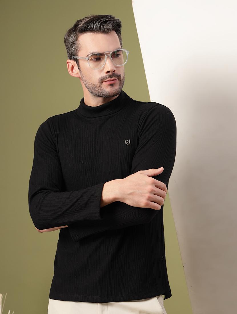 men solid regular fit turtle neck t-shirt - 21670191 -  Zoom Image - 0