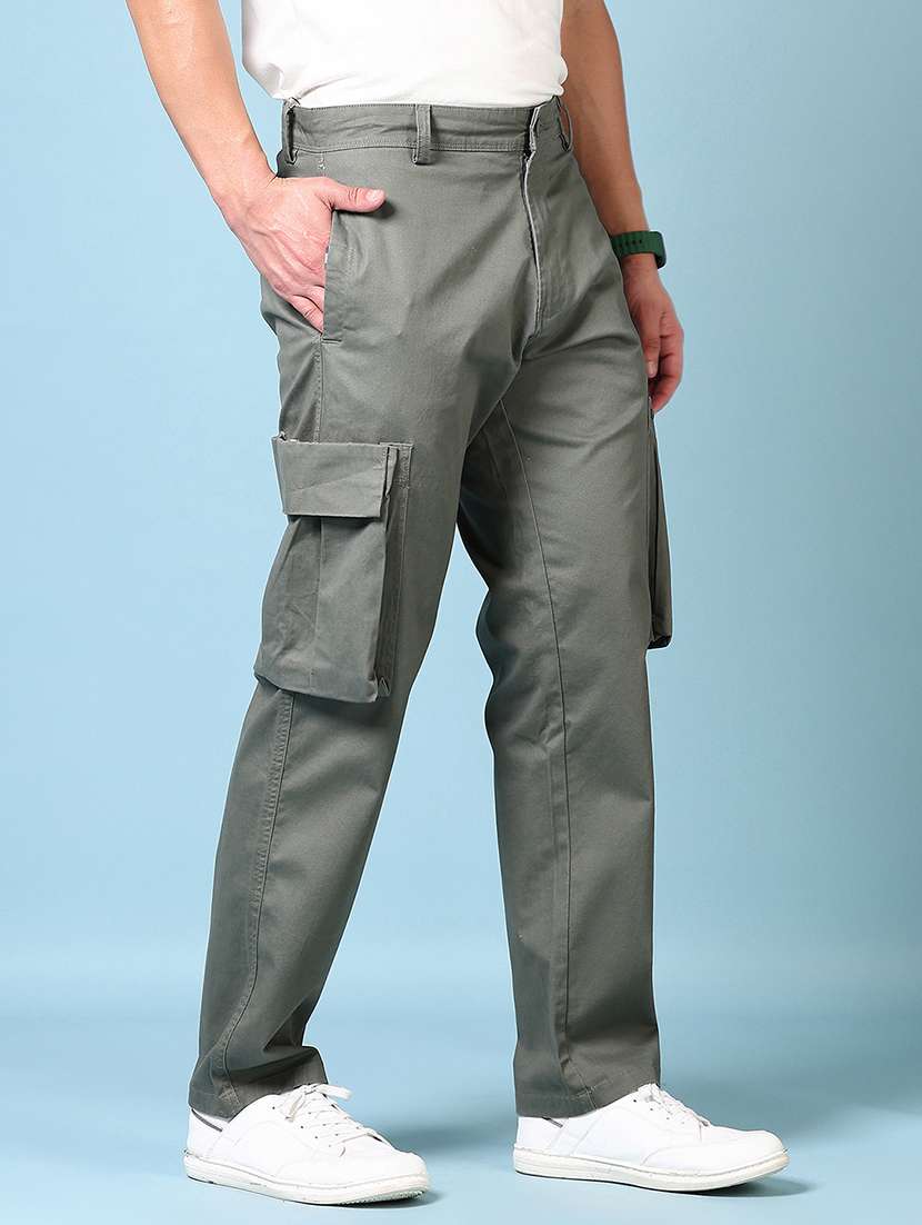 men solid mid rise regular fit cargo - 21670761 -  Standard Image - 2