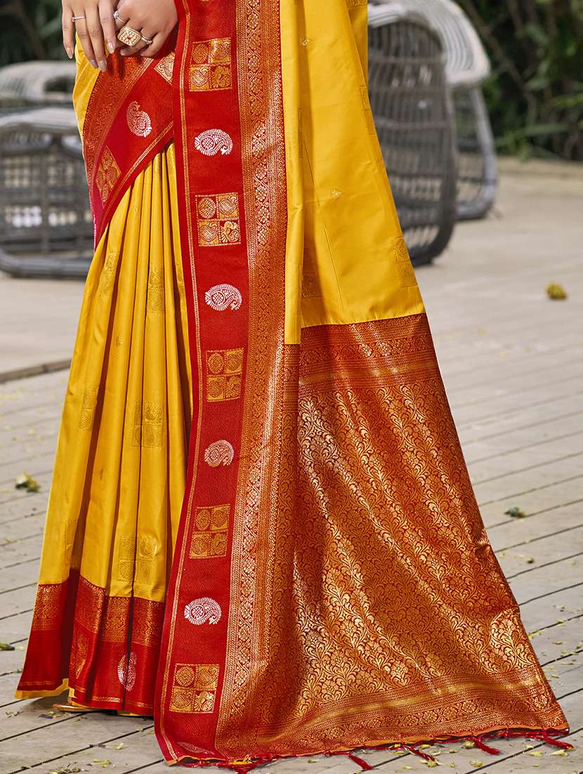 women self design banarasi saree with blouse - 21671038 -  Standard Image - 2