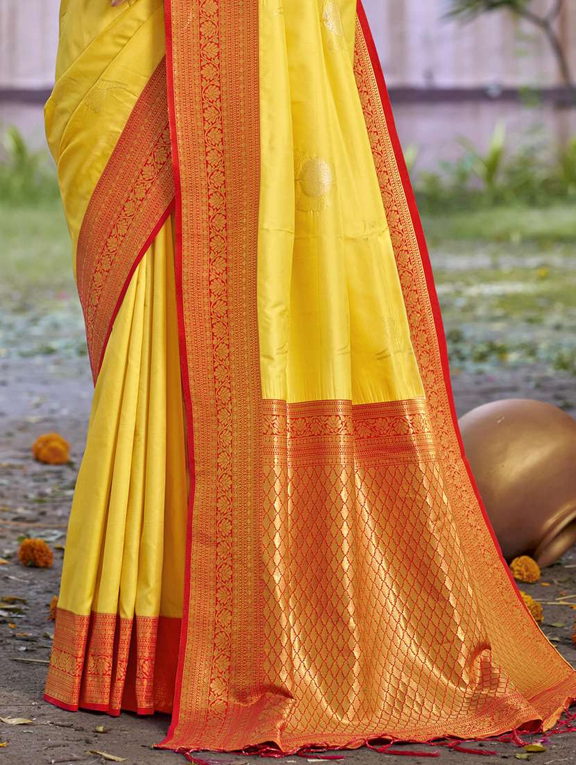 women self design banarasi saree with blouse - 21671100 -  Standard Image - 2