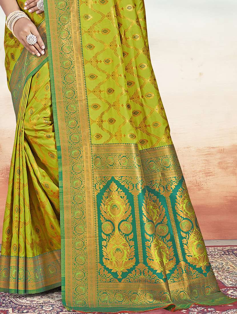 women self design banarasi saree with blouse - 21671214 -  Standard Image - 2