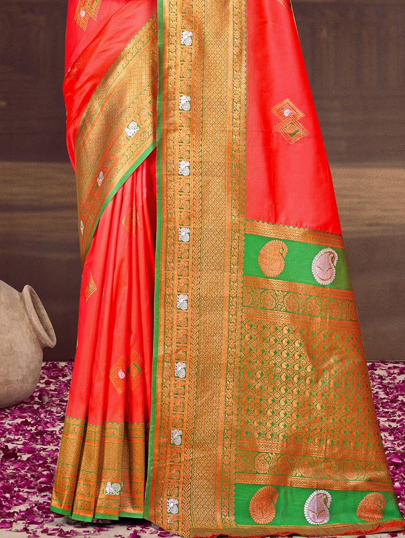 women self design bordered saree with blouse - 21671309 - Standard Image - 2