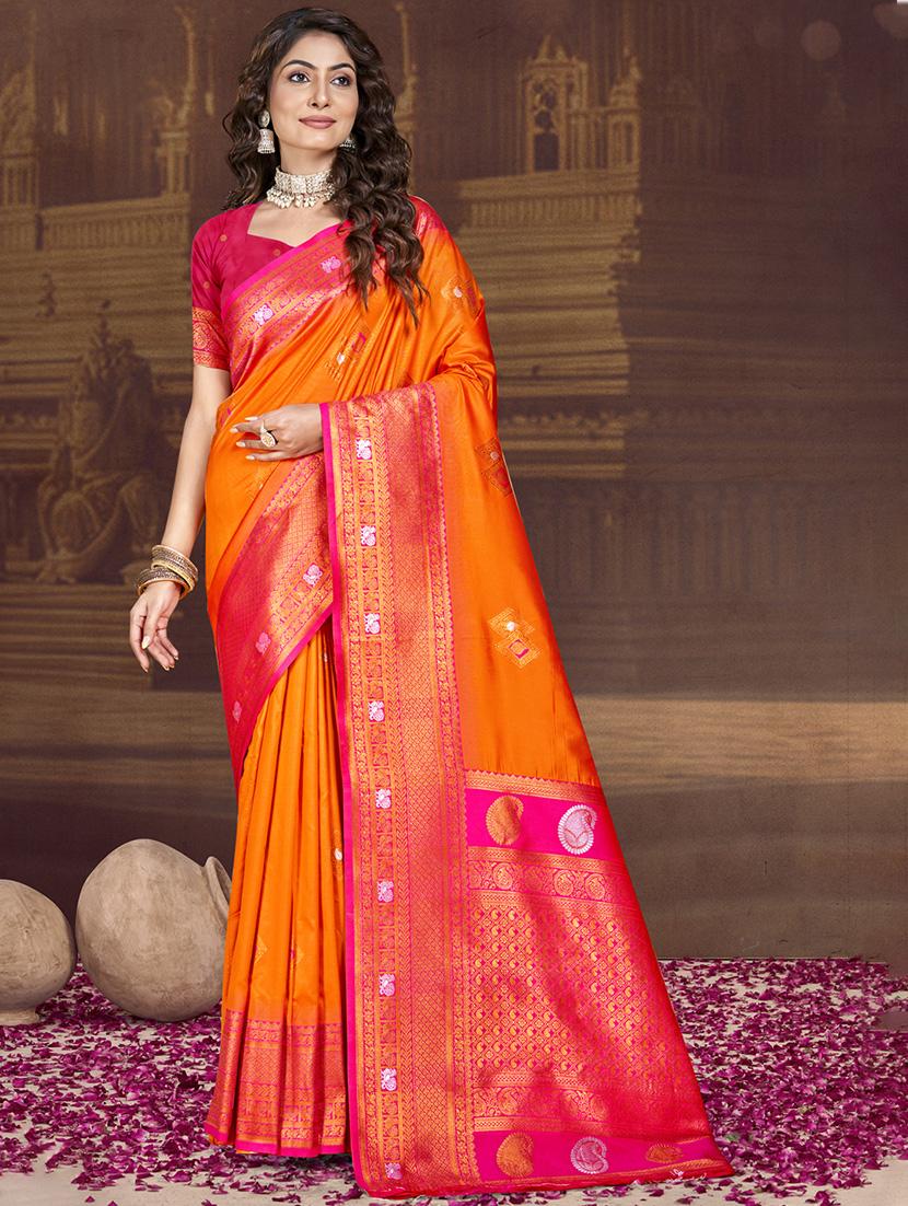 women self design bordered saree with blouse - 21671311 - Zoom Image - 0