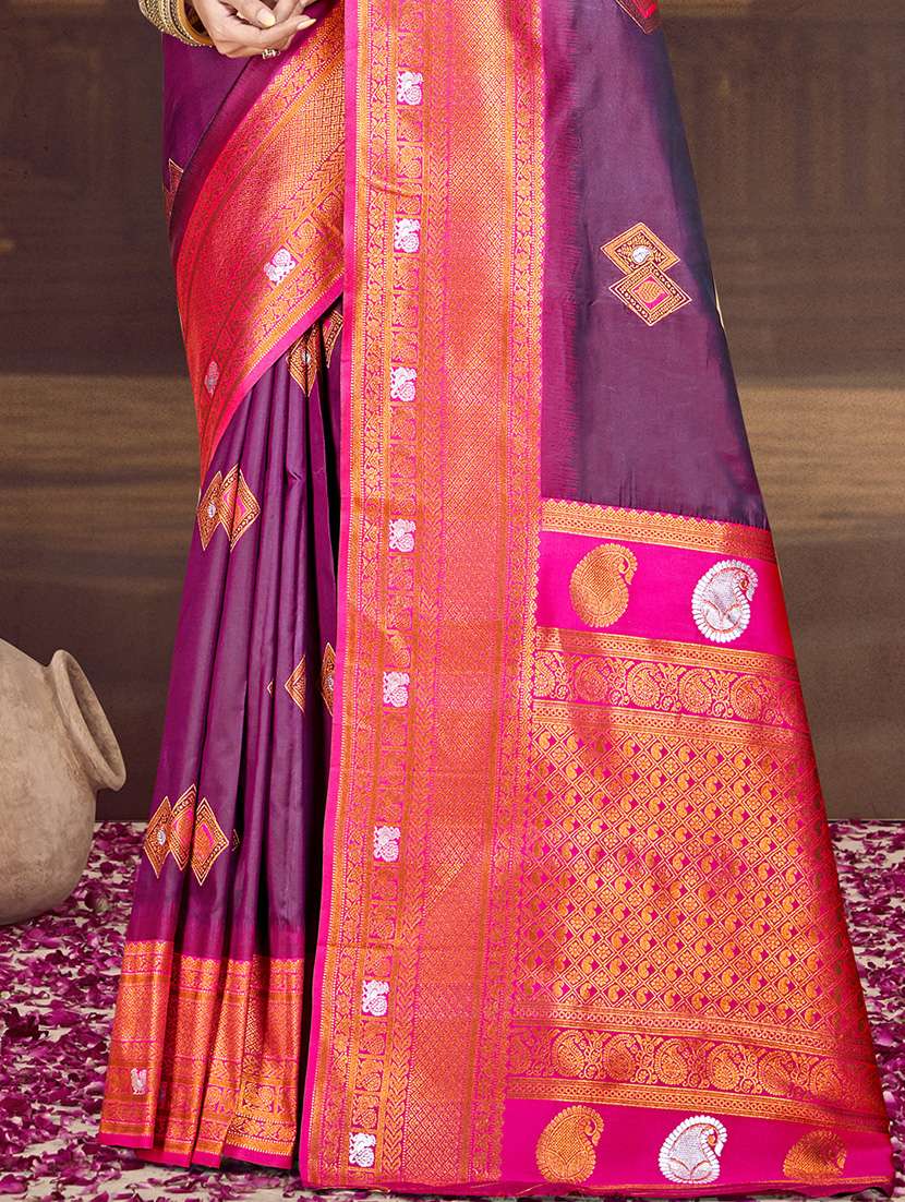women self design bordered saree with blouse - 21671313 -  Standard Image - 2