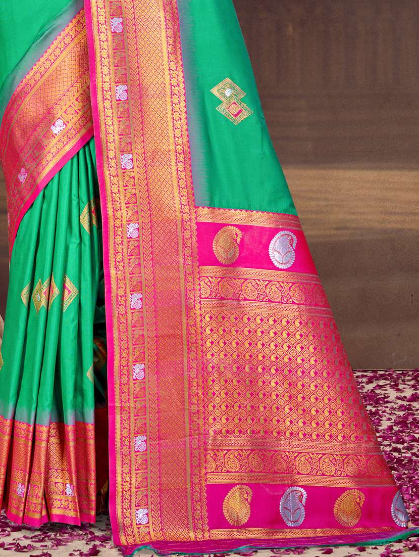 women self design bordered saree with blouse - 21671316 -  Standard Image - 2