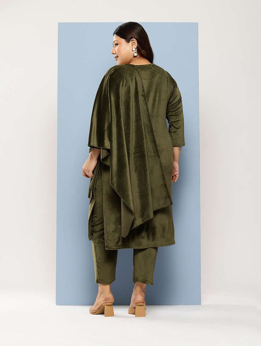 women plus size round neck kurta pant set with dupatta - 21673070 -  Standard Image - 2