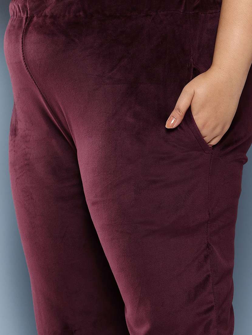 Women Plus Size Round Neck Kurta Pant Set With Dupatta