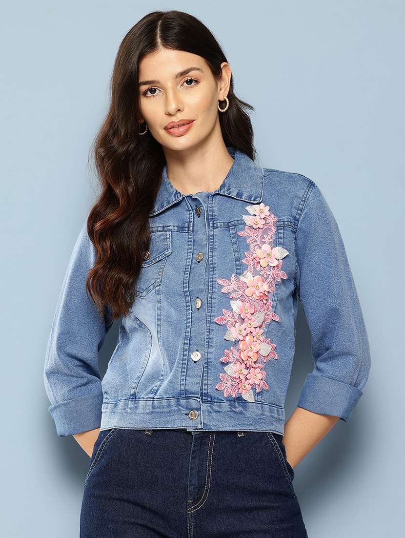 women collared long sleeves denim jacket