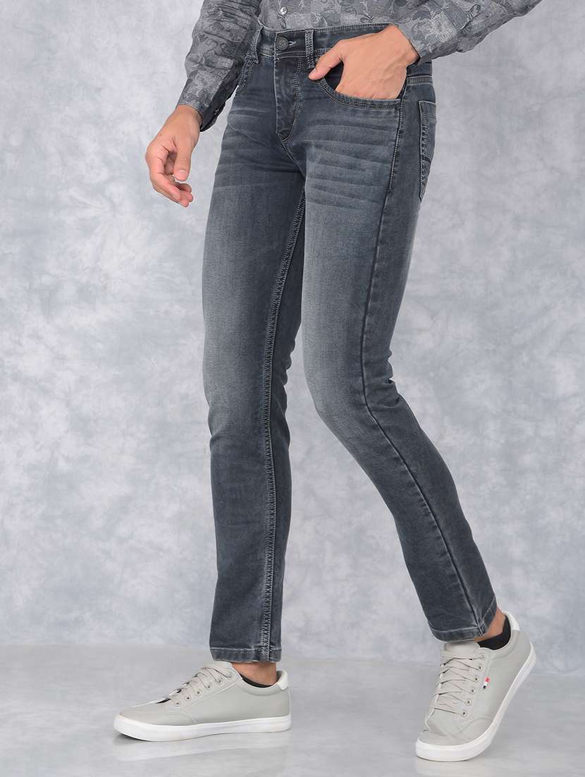 men washed mid rise jeans - 21673116 -  Standard Image - 2