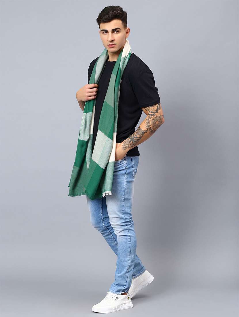 green wool shawl - 21673227 -  Standard Image - 2