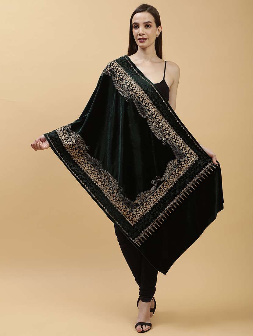women embroidered velvet shawl