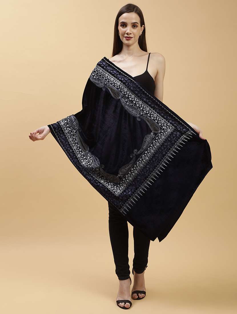 women embroidered velvet shawl
