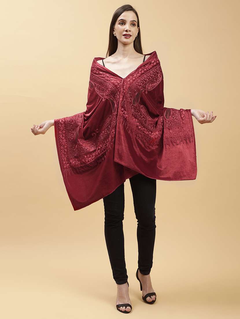 women embroidered velvet shawl - 21673285 - Standard Image - 2