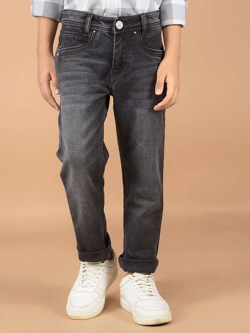 boys solid mid rise jeans