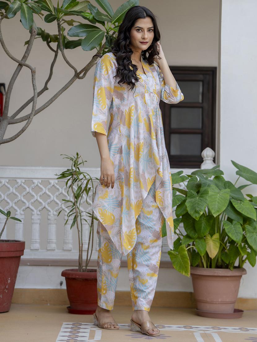 women beige printed v neck co-ord sets - 21674683 - Standard Image - 2