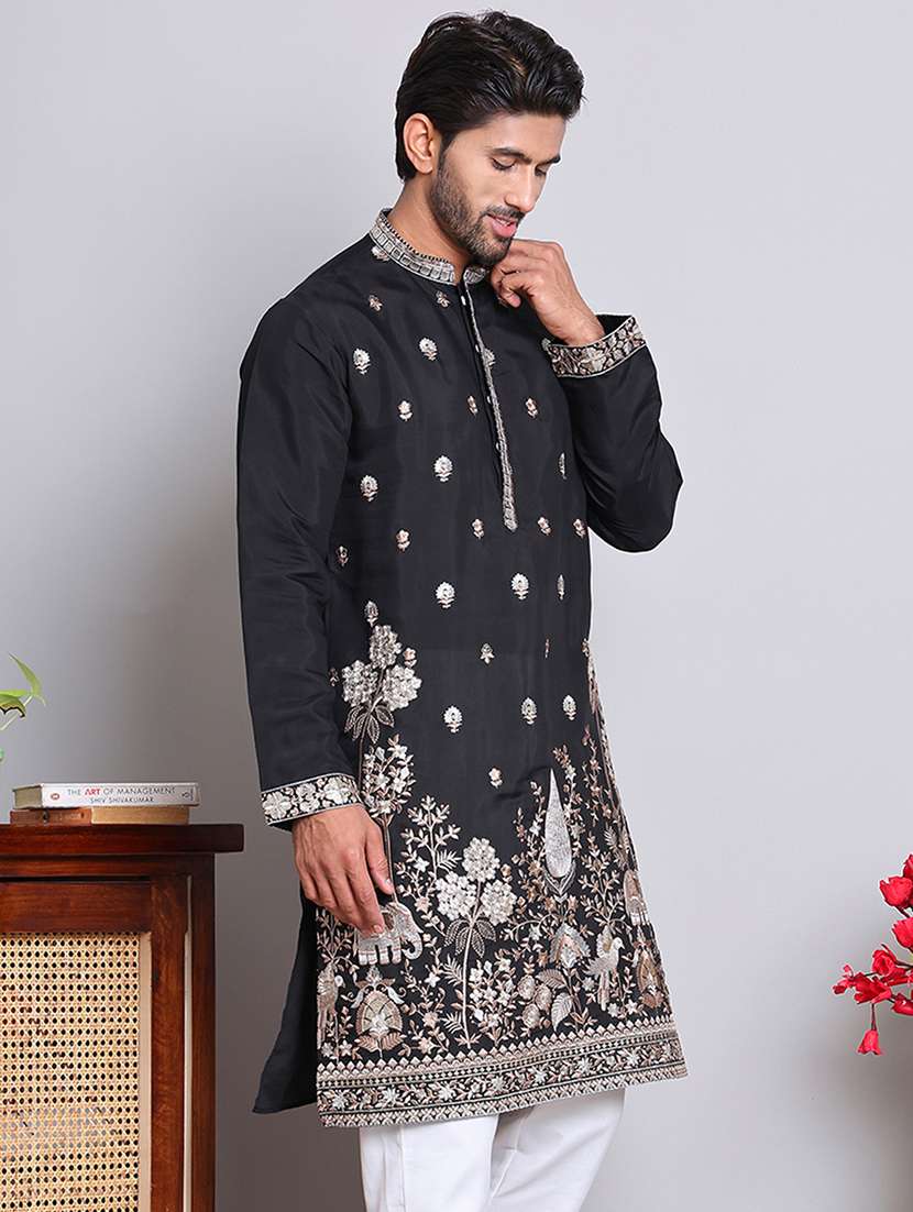 men embroidered mandarin neck long kurta
