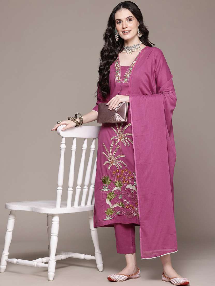 women three quarter sleeve kurta pant with dupatta set