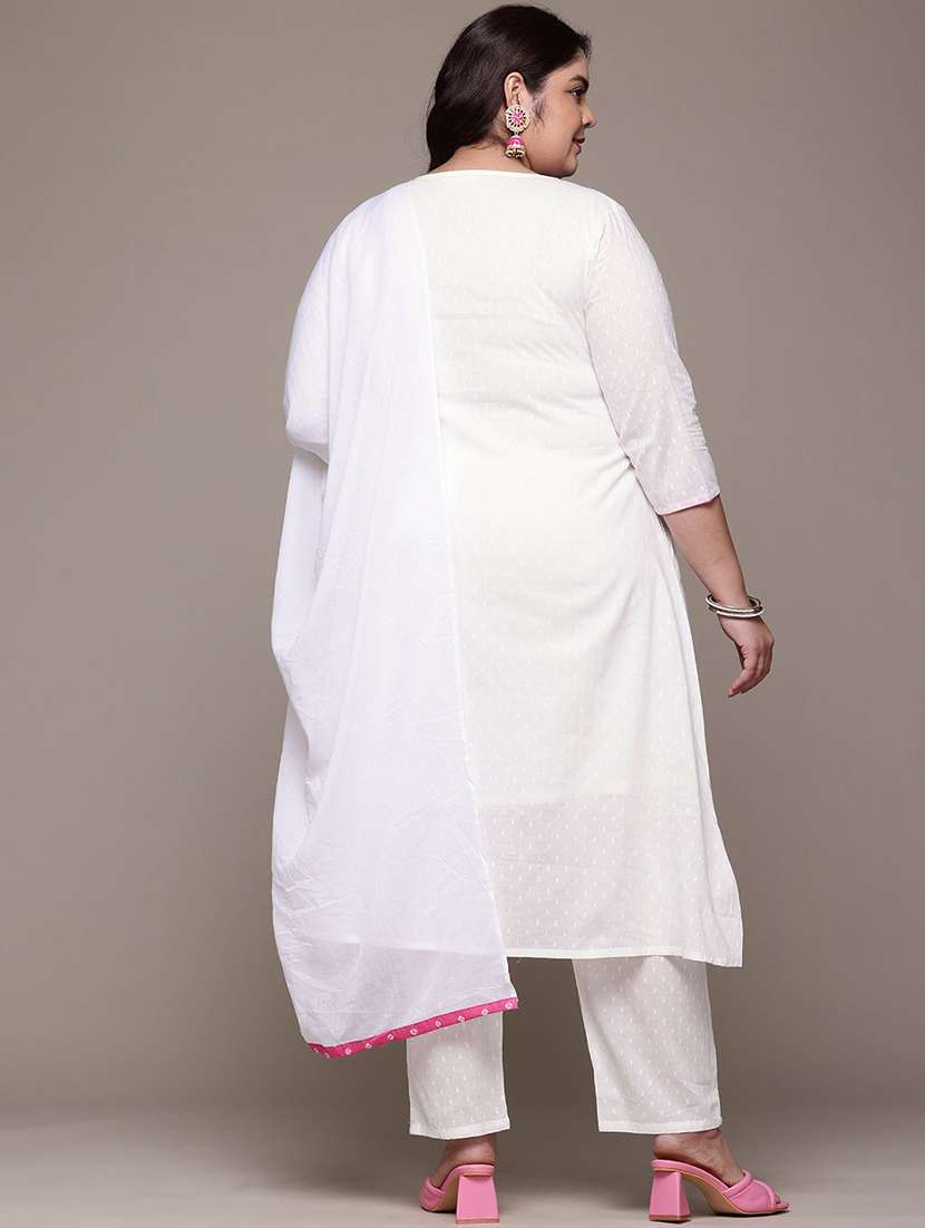 women plus size three quarter sleeve kurta pant with dupatta set - 21675348 -  Standard Image - 2
