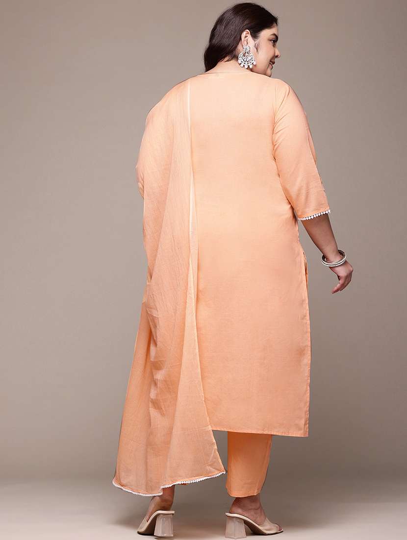 women plus size three quarter sleeve kurta pant with dupatta set - 21675352 -  Standard Image - 2