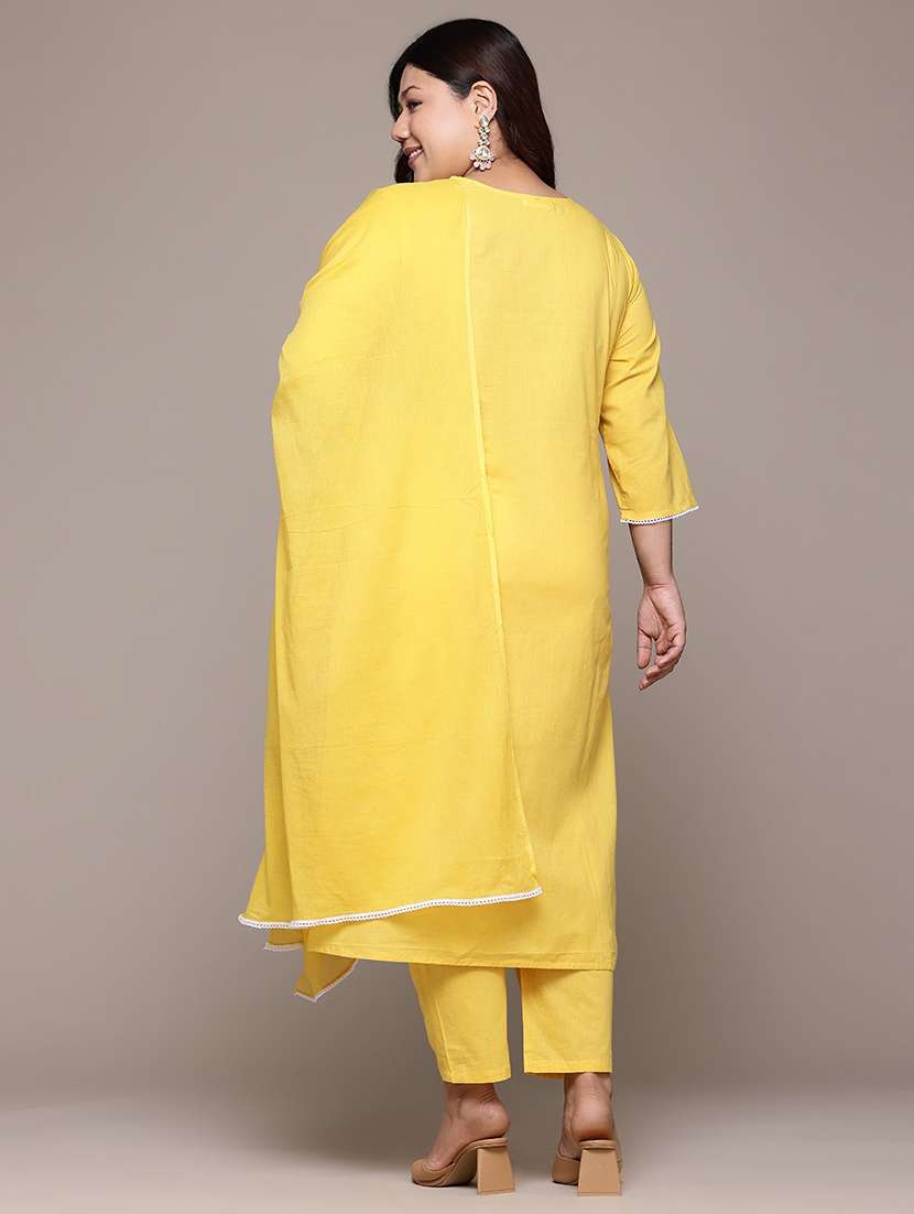 women plus size three quarter sleeve kurta pant with dupatta set - 21675353 - Standard Image - 2