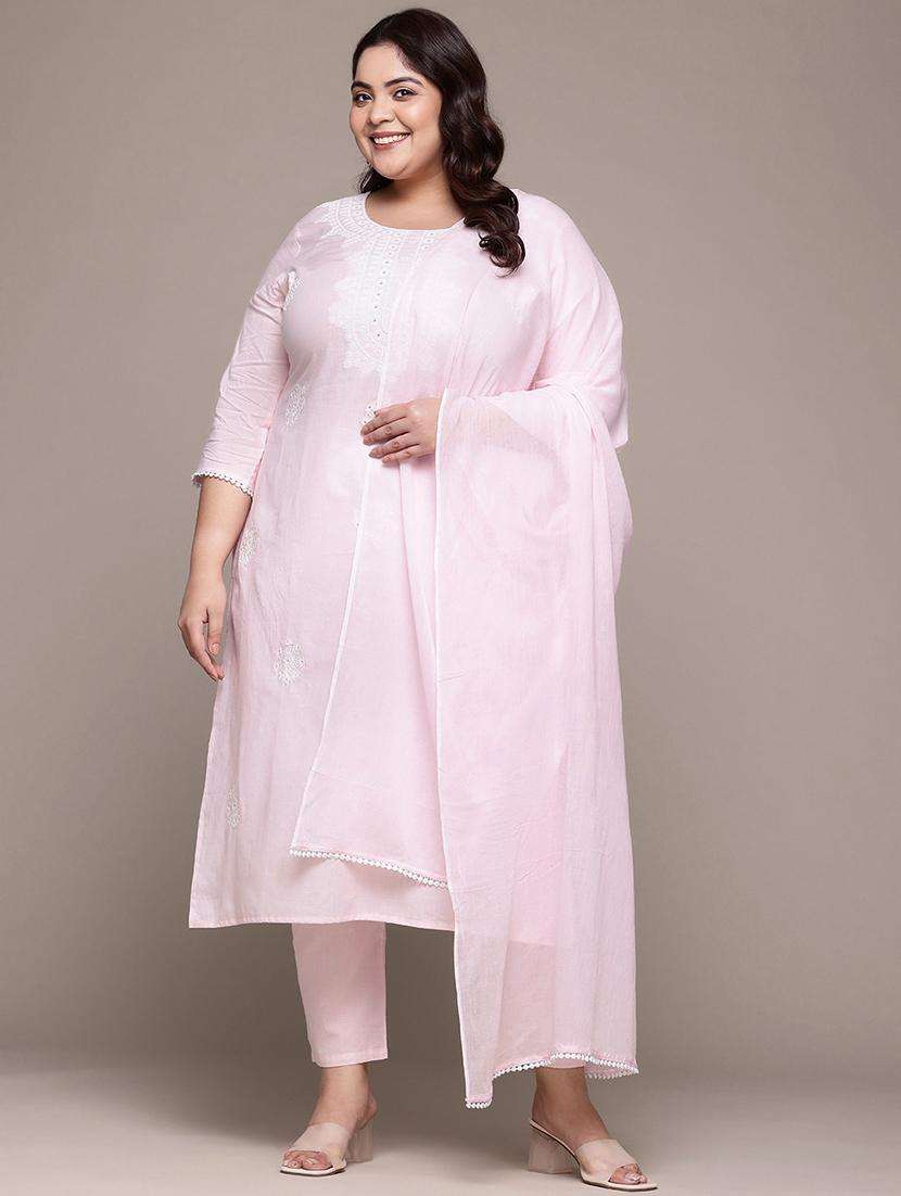 women plus size three quarter sleeve kurta pant with dupatta set - 21675360 -  Standard Image - 2