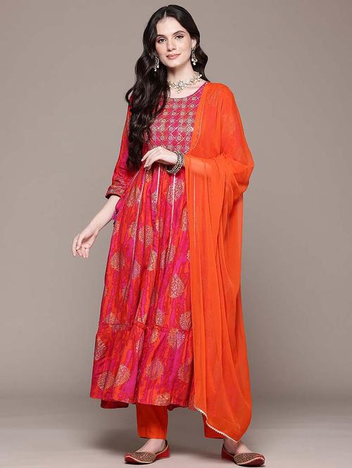 women three quarter sleeve anarkali kurta pant with dupatta set - 21675380 - Standard Image - 0