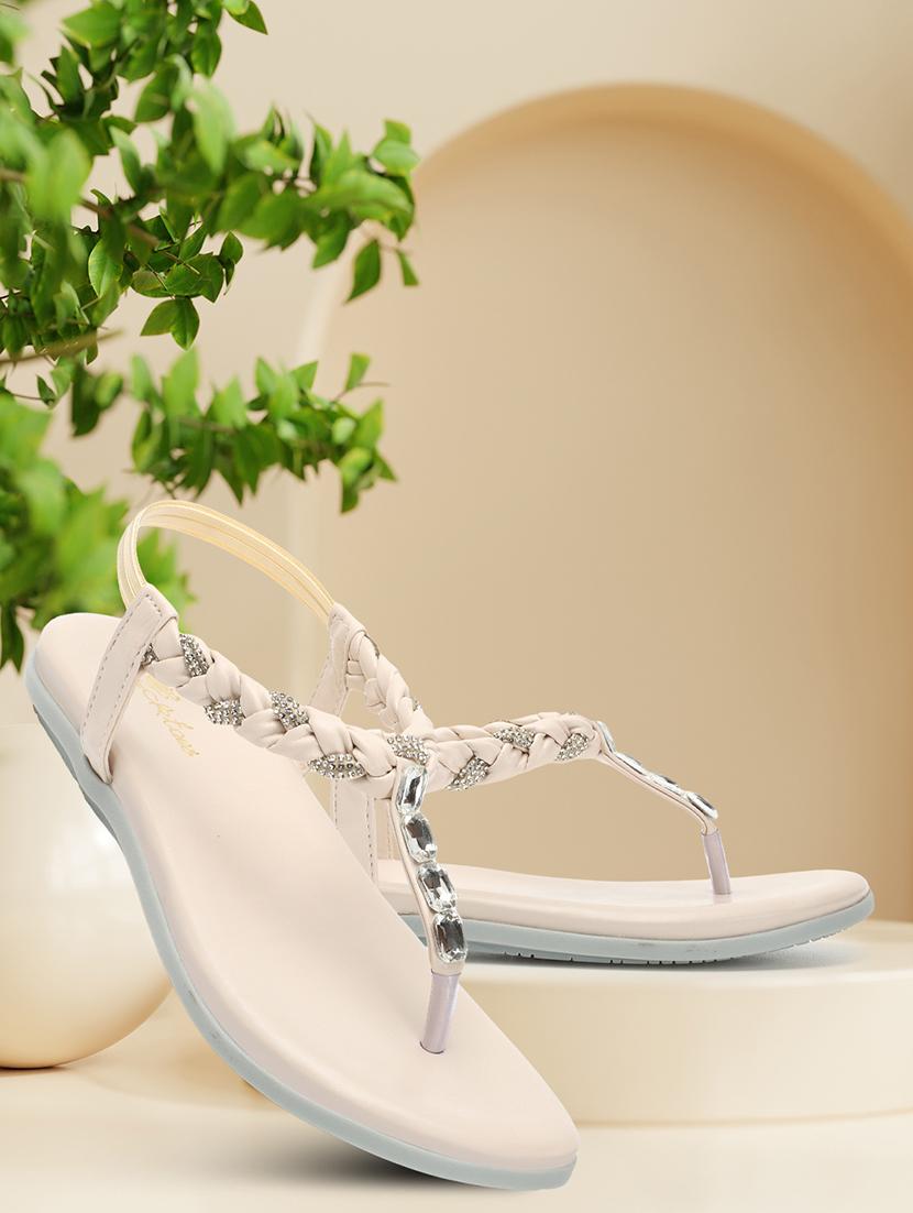 women solid back strap sandal - 21676607 -  Zoom Image - 0