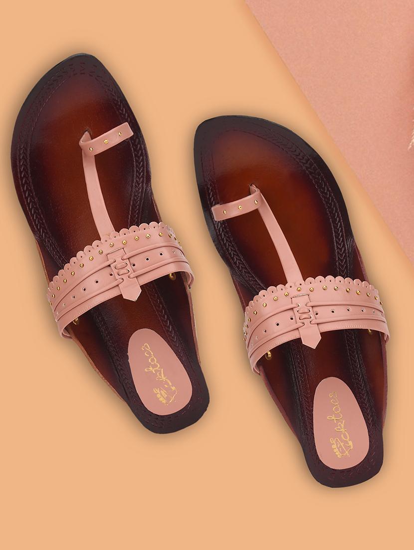 women one toe cut work kolhapuri - 21676652 - Zoom Image - 0